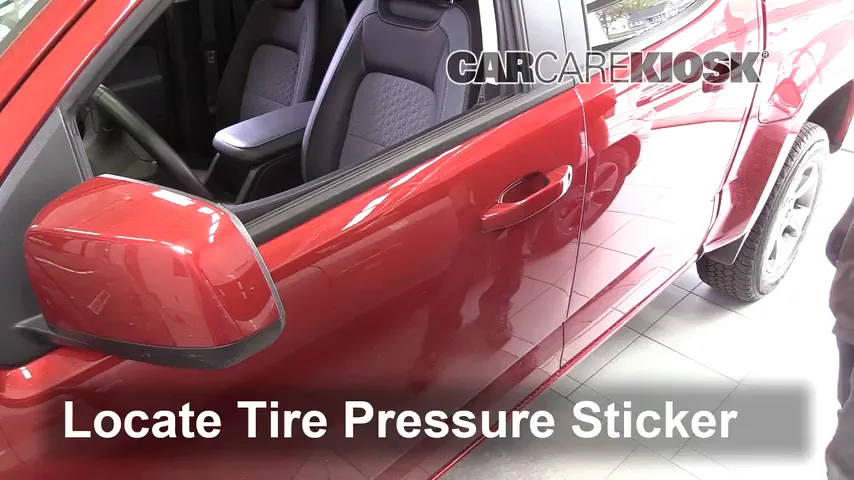 2019 Chevrolet Colorado Z71 2.8L 4 Cyl. Turbo Diesel Crew Cab Pickup Tires & Wheels Check Tire Pressure